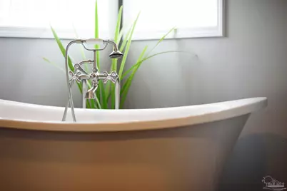 1900 E Desoto St, Pensacola, FL 32501 - Photo 40