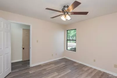 7224 Lago Vista Ct, Pensacola, FL 32506 - Photo 4