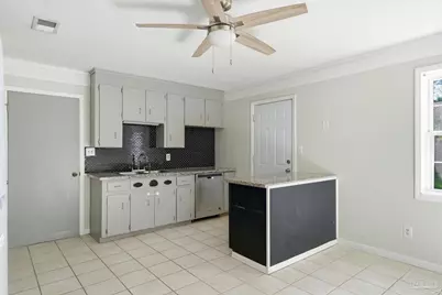 607 Orby St, Pensacola, FL 32534 - Photo 8