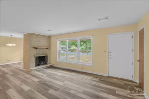 101 N 72nd Ave, Pensacola, FL 32506 - Photo 2