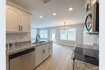 8049 Westpointe Ln, Pensacola, FL 32506 - Photo 8