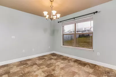 5566 Maggie Rose Cir, Milton, FL 32570 - Photo 6