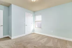 5566 Maggie Rose Cir, Milton, FL 32570 - Photo 18