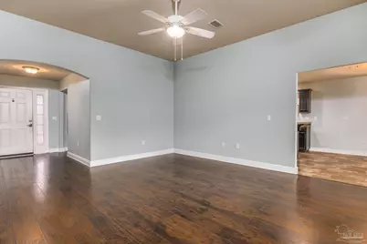 5566 Maggie Rose Cir, Milton, FL 32570 - Photo 4