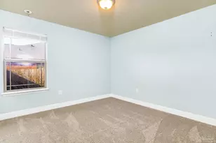 5566 Maggie Rose Cir, Milton, FL 32570 - Photo 20