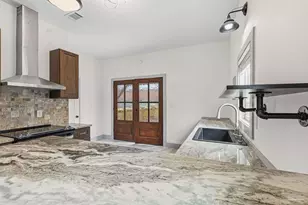 1302 Dr Martin Luther King Jr Dr, Pensacola, FL 32503 - Photo 6