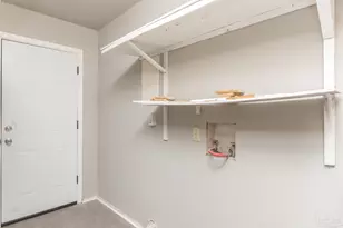 5405 E Shore Dr, Pensacola, FL 32505 - Photo 8