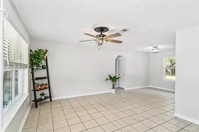 5453 Camille Gardens Cir, Milton, FL 32570 - Photo 8