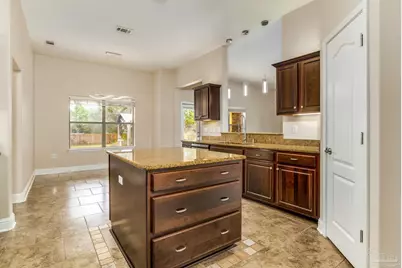 6799 Yorkwood St, Navarre, FL 32566 - Photo 12