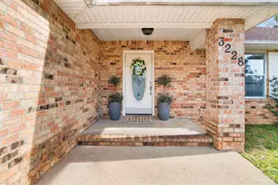 3228 Tallship Ln, Pensacola, FL 32526 - Photo 2