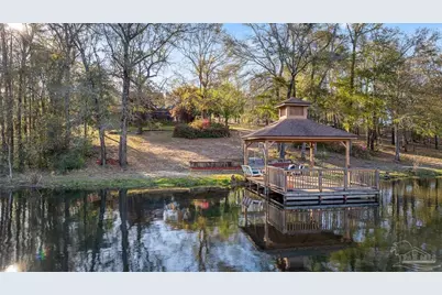 7434 Pine Lake Cir, Milton, FL 32570 - Photo 18