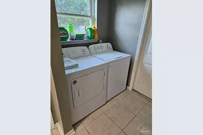 3661 Burton Cir, Navarre, FL 32566 - Photo 10