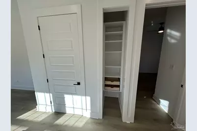 2300 W Jackson St, Pensacola, FL 32505 - Photo 8