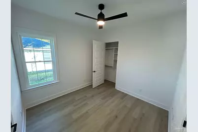 2300 W Jackson St, Pensacola, FL 32505 - Photo 16
