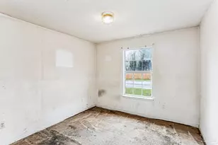 601 E Scott St, Pensacola, FL 32503 - Photo 16