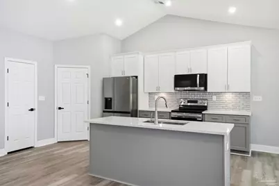 5712 Riviera Dr, Milton, FL 32583 - Photo 14