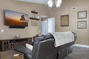 5929 Chi Chi Cir, Milton, FL 32570 - Photo 10