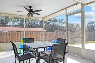 10509 Queens Gate Cir, Pensacola, FL 32506 - Photo 44