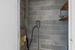 615 Bayshore Dr, Pensacola, FL 32507 - Photo 32