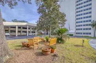 615 Bayshore Dr, Pensacola, FL 32507 - Photo 46