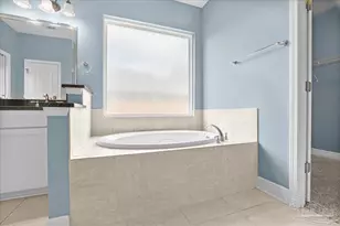 5718 Sparkleberry Ln, Pensacola, FL 32526 - Photo 24