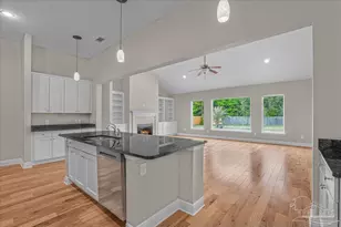 5718 Sparkleberry Ln, Pensacola, FL 32526 - Photo 10