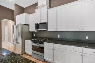 5718 Sparkleberry Ln, Pensacola, FL 32526 - Photo 16