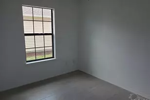 1921 Luneta St, Navarre, FL 32566 - Photo 12