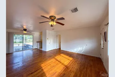 3710 Forest Glen Dr, Pensacola, FL 32504 - Photo 2