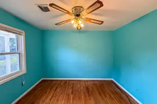 3710 Forest Glen Dr, Pensacola, FL 32504 - Photo 10