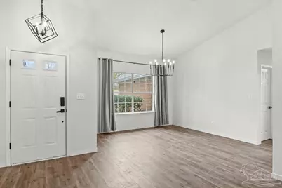 3905 Deerwood Cir, Pace, FL 32571 - Photo 4