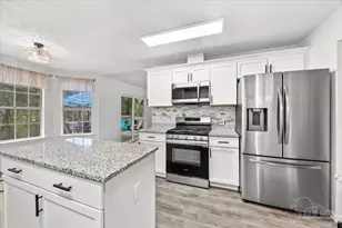 3905 Deerwood Cir, Pace, FL 32571 - Photo 14