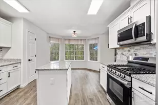 3905 Deerwood Cir, Pace, FL 32571 - Photo 16