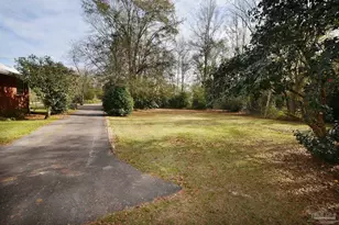 6475 Chestnut Rd, Molino, FL 32577 - Photo 4