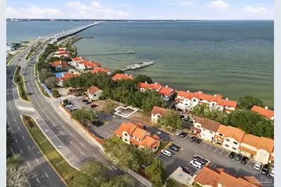 61 Baybridge Dr, Gulf Breeze, FL 32561 - Photo 2