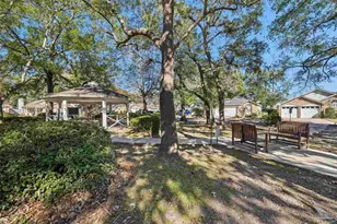 3502 Silvertree Ln, Pensacola, FL 32504 - Photo 38