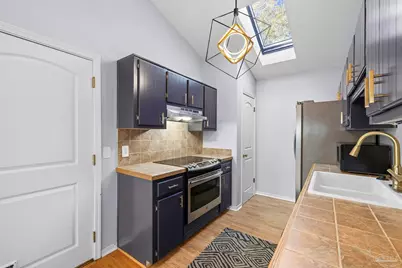 3502 Silvertree Ln, Pensacola, FL 32504 - Photo 16