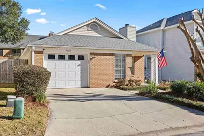 3502 Silvertree Ln, Pensacola, FL 32504 - Photo 2