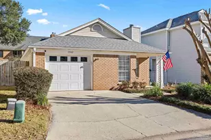 3502 Silvertree Ln, Pensacola, FL 32504 - Photo 2
