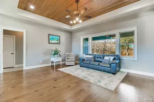 4940 Palmer Ridge Dr, Milton, FL 32570 - Photo 4