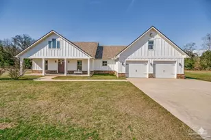 4940 Palmer Ridge Dr, Milton, FL 32570 - Photo 2