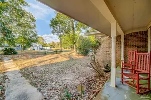 6195 Tisdale Ln, Pensacola, FL 32526 - Photo 2