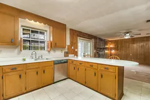 6195 Tisdale Ln, Pensacola, FL 32526 - Photo 6