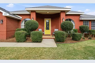 1635 Woodlawn Way, Gulf Breeze, FL 32563 - Photo 1