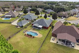 1635 Woodlawn Way, Gulf Breeze, FL 32563 - Photo 1