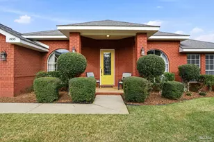 1635 Woodlawn Way, Gulf Breeze, FL 32563 - Photo 2