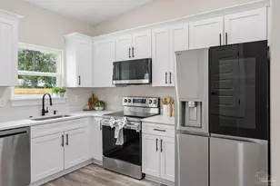 440 Western Pines Rd, Cantonment, FL 32533 - Photo 2