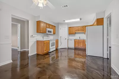 2212 Blue Lake Dr, Pensacola, FL 32506 - Photo 16