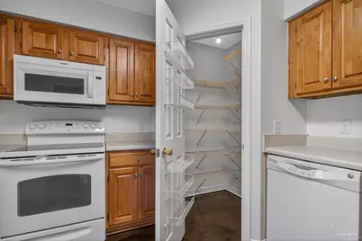 2212 Blue Lake Dr, Pensacola, FL 32506 - Photo 18