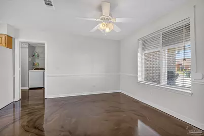 2212 Blue Lake Dr, Pensacola, FL 32506 - Photo 14